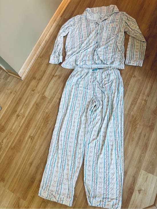 Little One Shop Other - Little One Shop Viscose Bamboo Pajama Set in White with Blue & Pink Accents